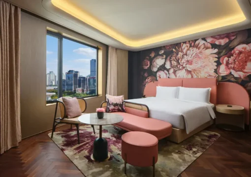 Deluxe City View Queen Room