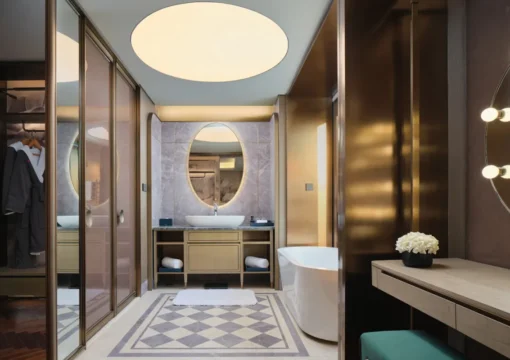 Grand Terrace Queen Room