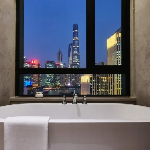 Panoramic Bund View King Room